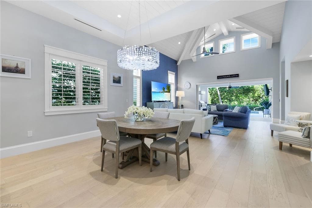 1463 2nd AVE S, NAPLES FL 34102-4