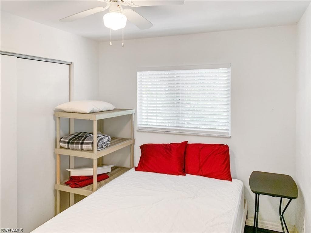 2748 Orange ST, FORT MYERS FL 33916-4