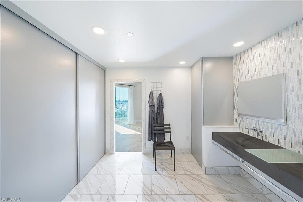 4975 Bonita Beach RD # 106, BONITA SPRINGS FL 34134-24