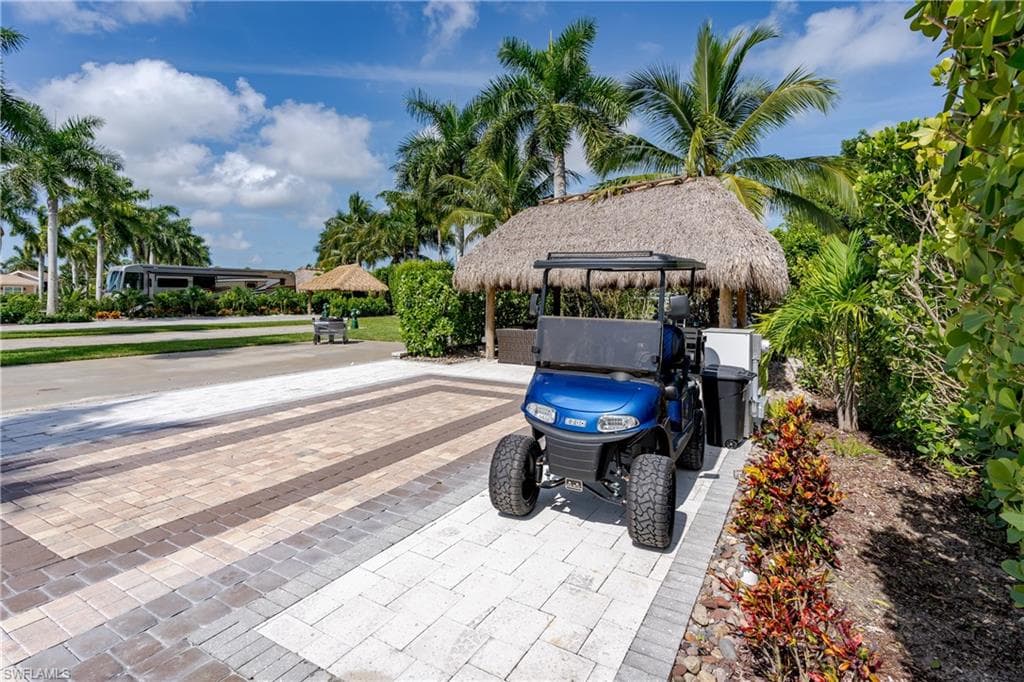 13367 Snook CIR, NAPLES FL 34114-8