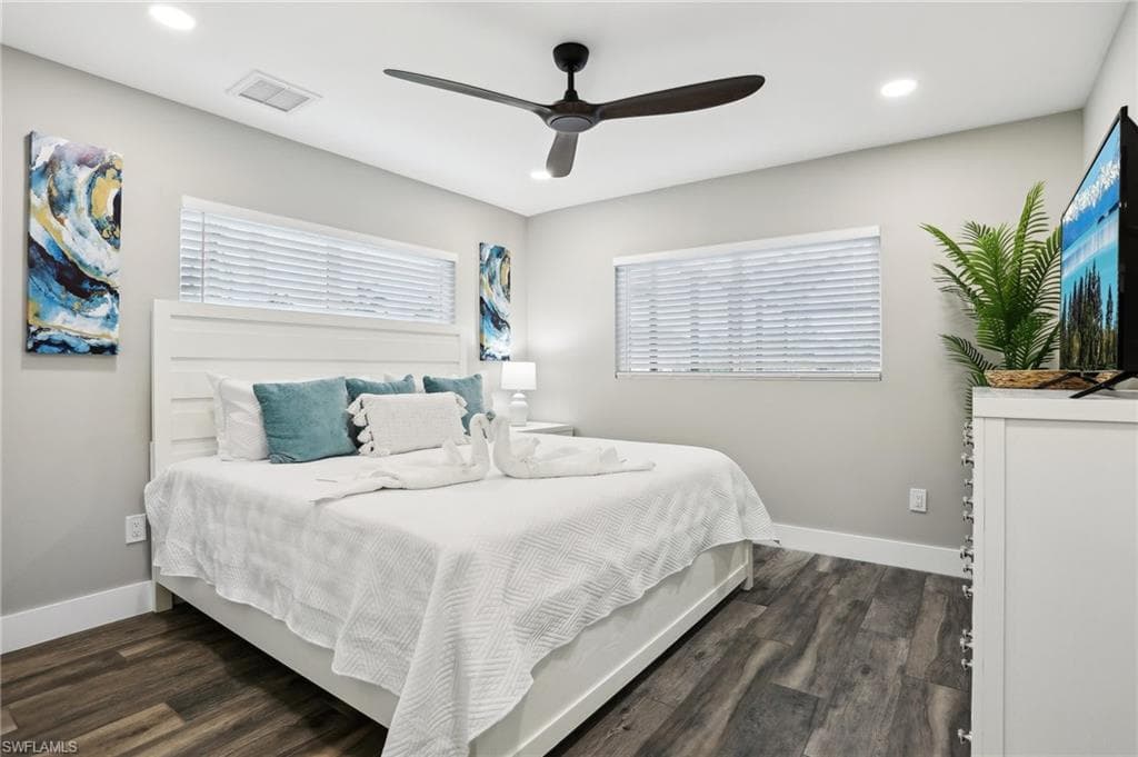 267 Flamingo ST-16
