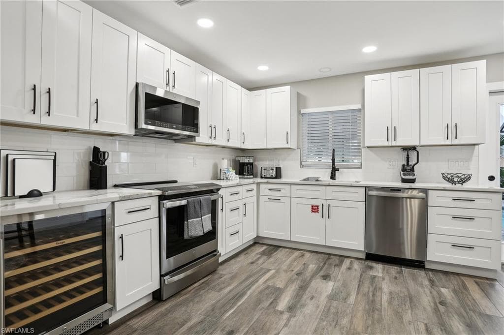 267 Flamingo ST-11