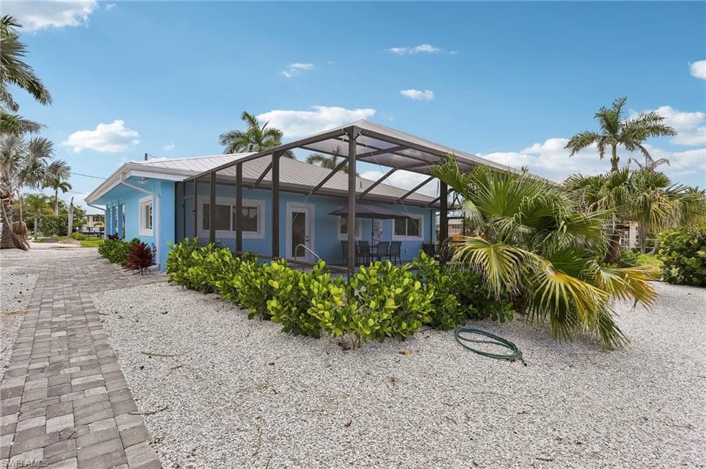 267 Flamingo ST-25