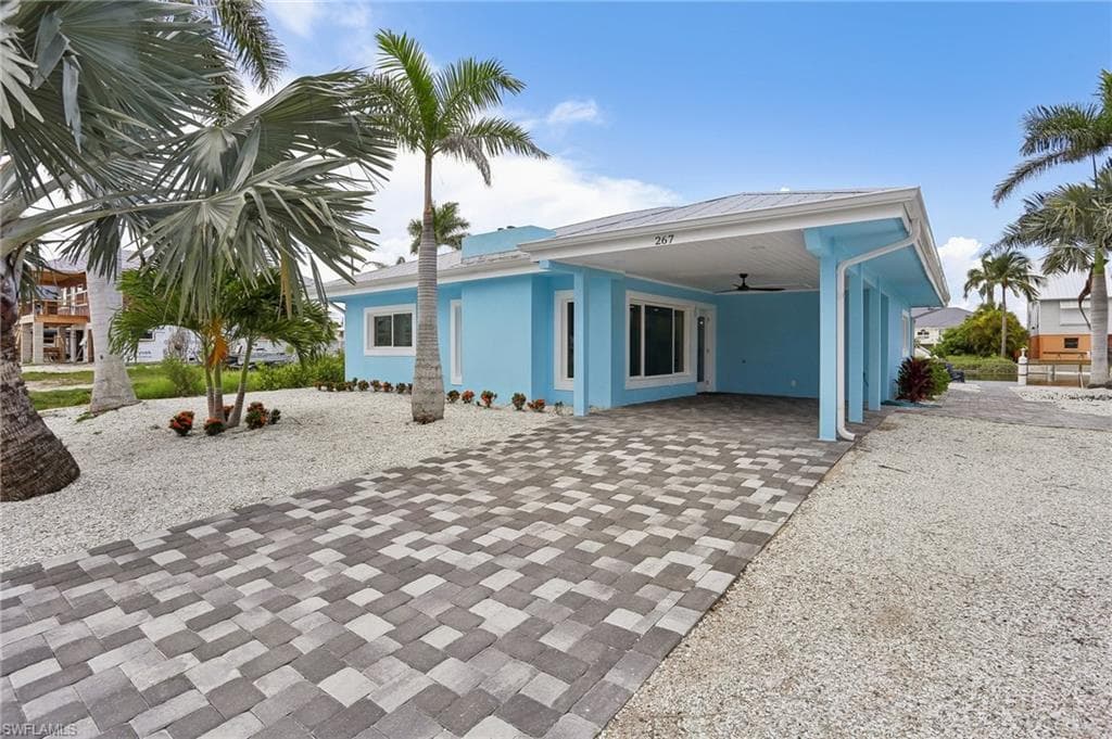 267 Flamingo ST-2