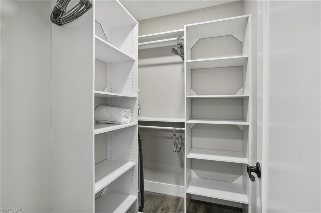 267 Flamingo ST-23