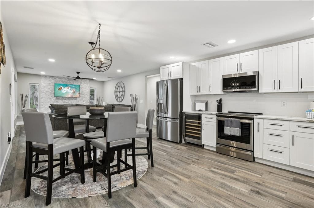 267 Flamingo ST-9