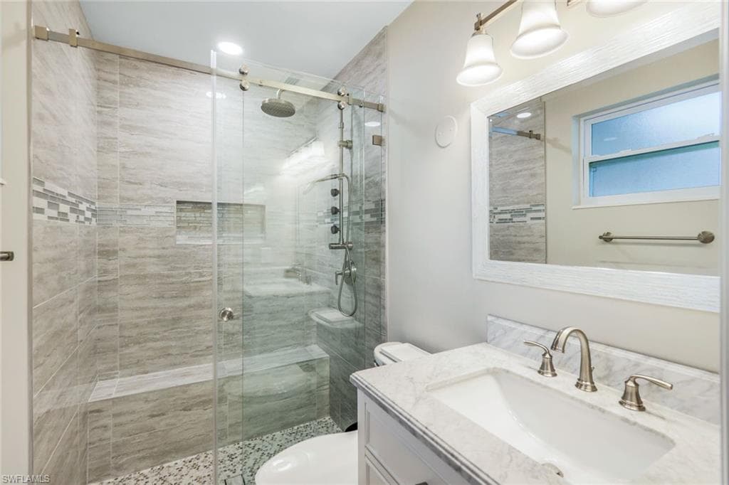 975 22nd AVE N, NAPLES FL 34103-18