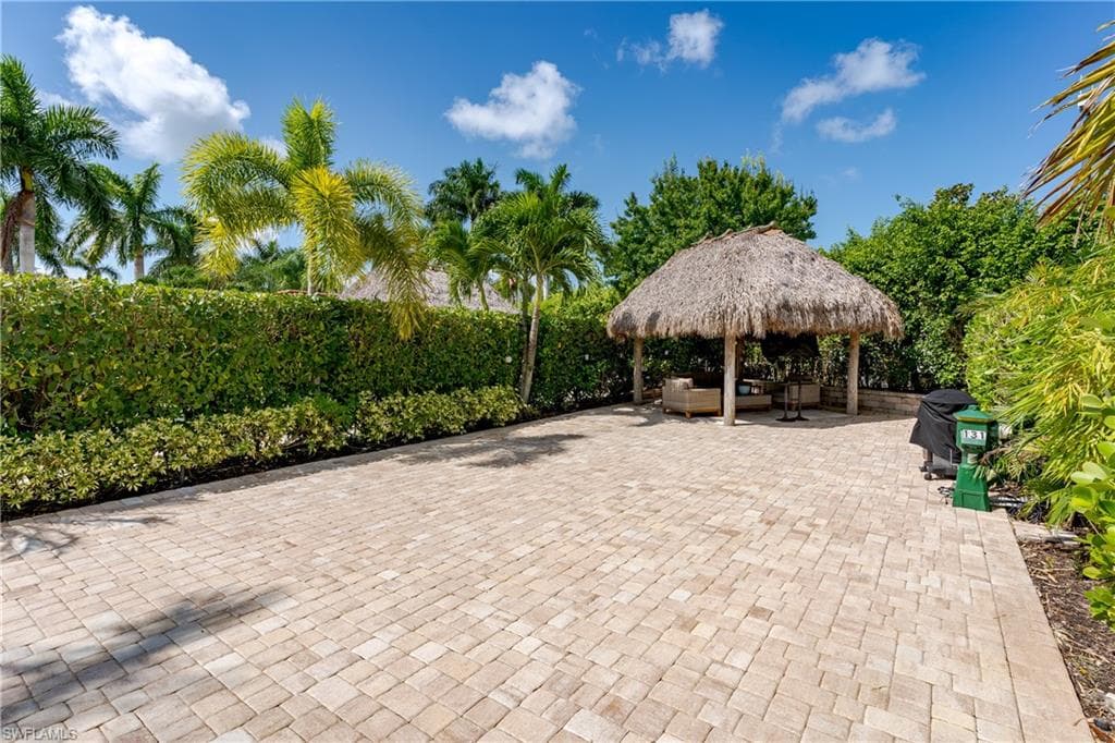 13565 Snapper LN, NAPLES FL 34114-24