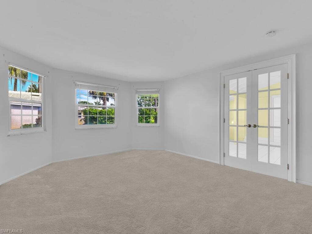 36 Lanai CIR # 36, NAPLES FL 34112-19