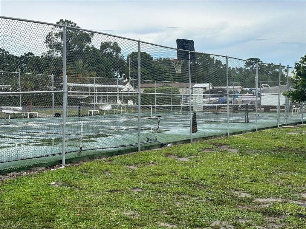 4681 Lahaina LN, BONITA SPRINGS FL 34134-6