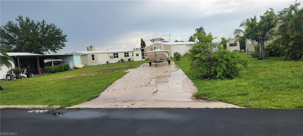 4700 Pago Pago LN, BONITA SPRINGS FL 34134-3