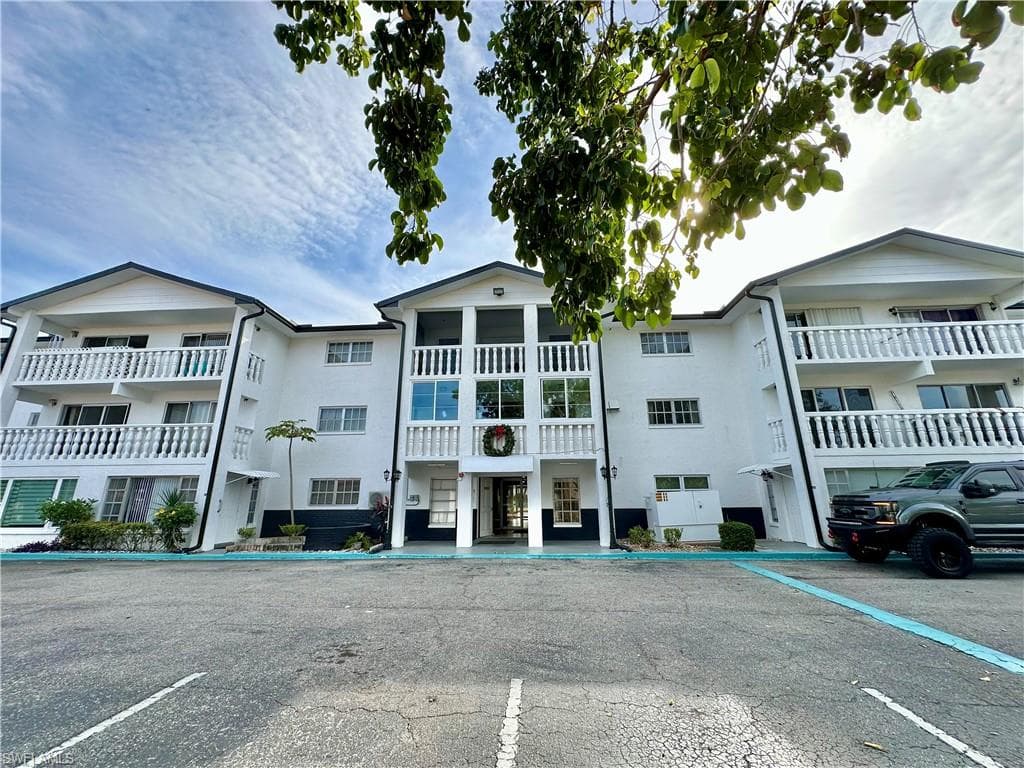 3704 Broadway # 318, FORT MYERS FL 33901-4