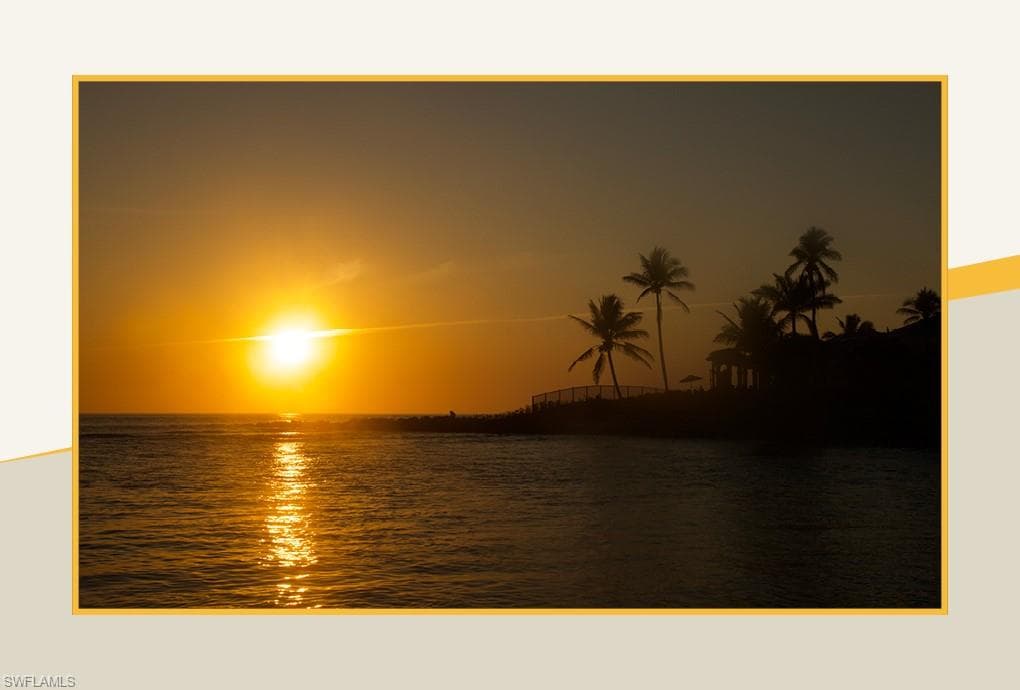 3854 Grove CIR, NAPLES FL 34112-15