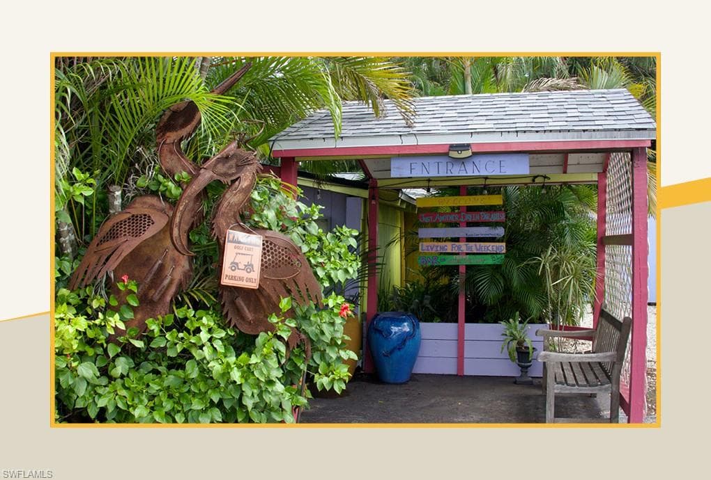 3854 Grove CIR, NAPLES FL 34112-11