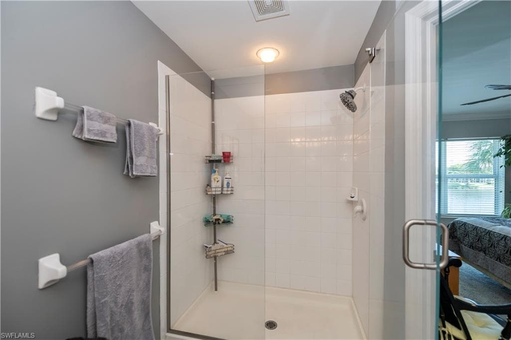 8431 Village Edge CIR # 3, FORT MYERS FL 33919-30