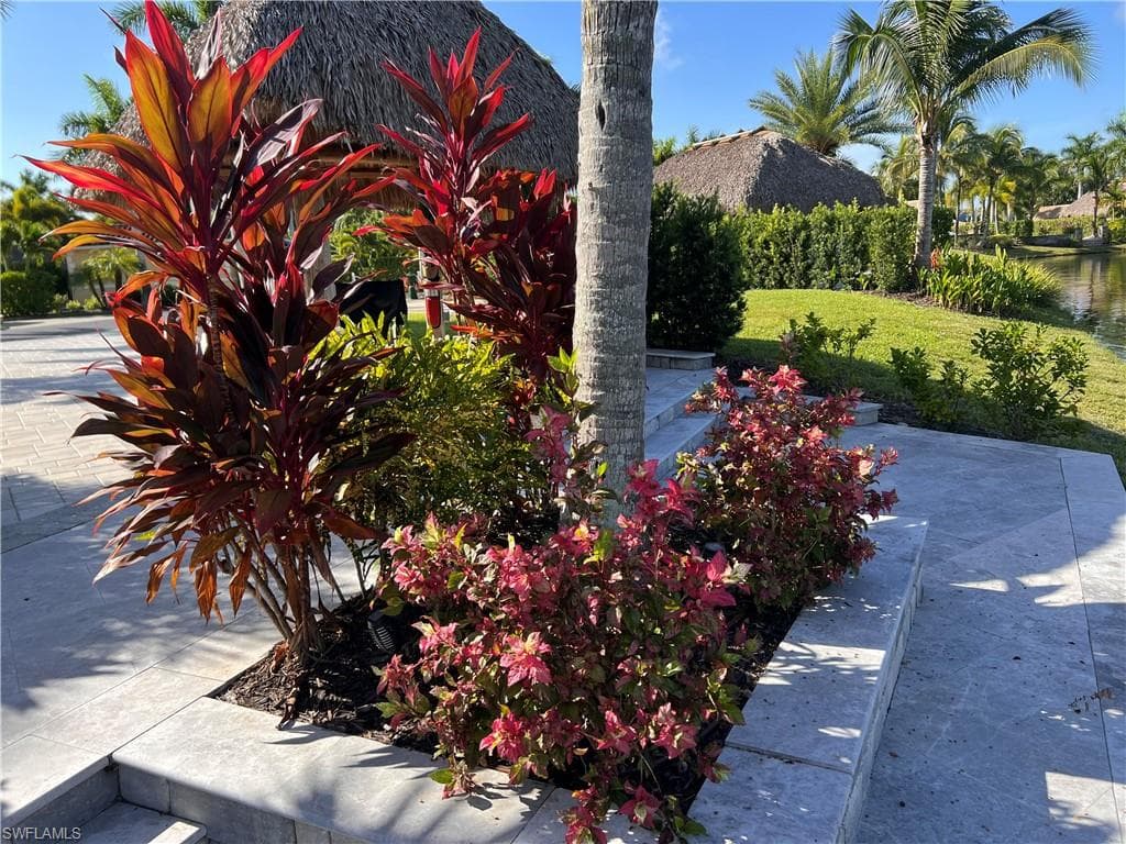 13453 Ladyfish LN, NAPLES FL 34114-5