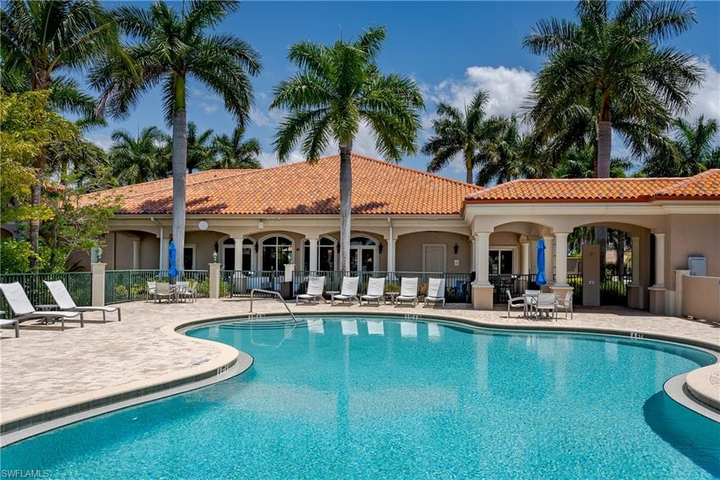13453 Ladyfish LN, NAPLES FL 34114-36