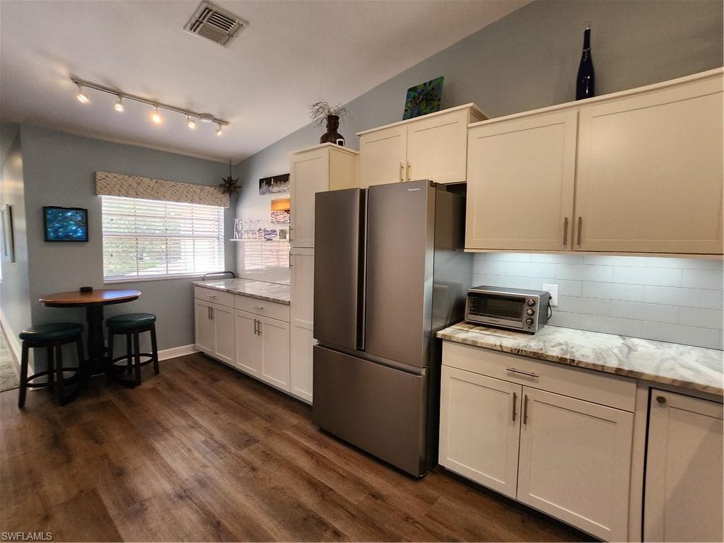 524 Lake Louise CIR # 504, NAPLES FL 34110-5