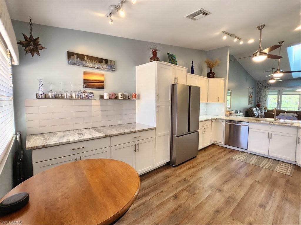 524 Lake Louise CIR # 504, NAPLES FL 34110-4