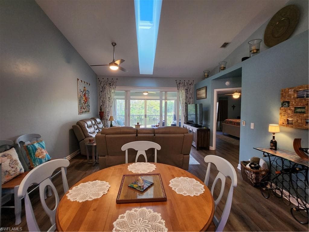 524 Lake Louise CIR # 504, NAPLES FL 34110-14