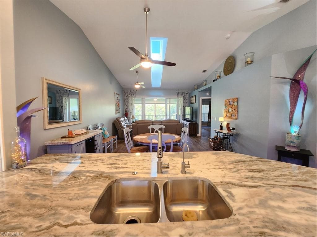 524 Lake Louise CIR # 504, NAPLES FL 34110-10