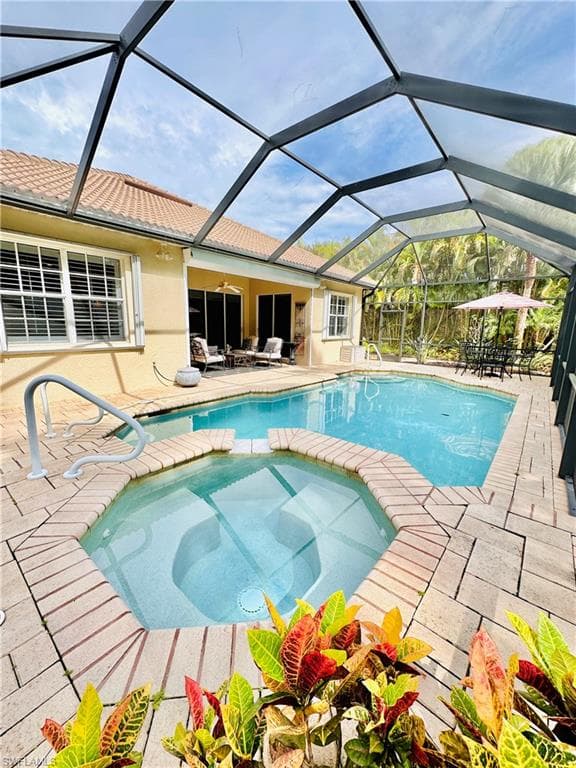 16152 Parque LN, NAPLES FL 34110-29