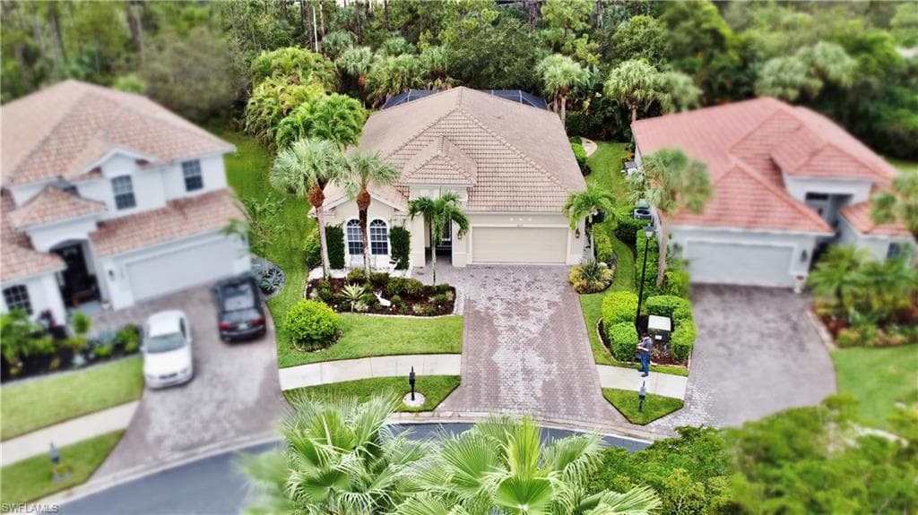 16152 Parque LN, NAPLES FL 34110-33