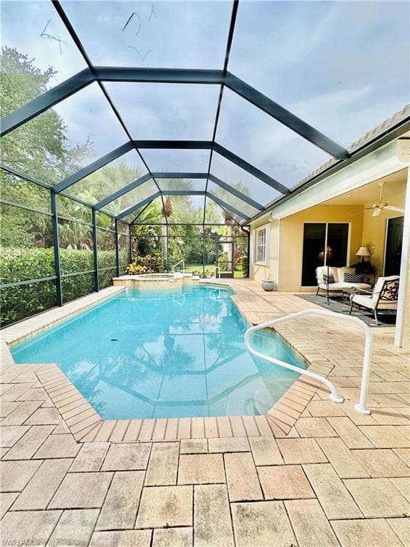 16152 Parque LN, NAPLES FL 34110-30