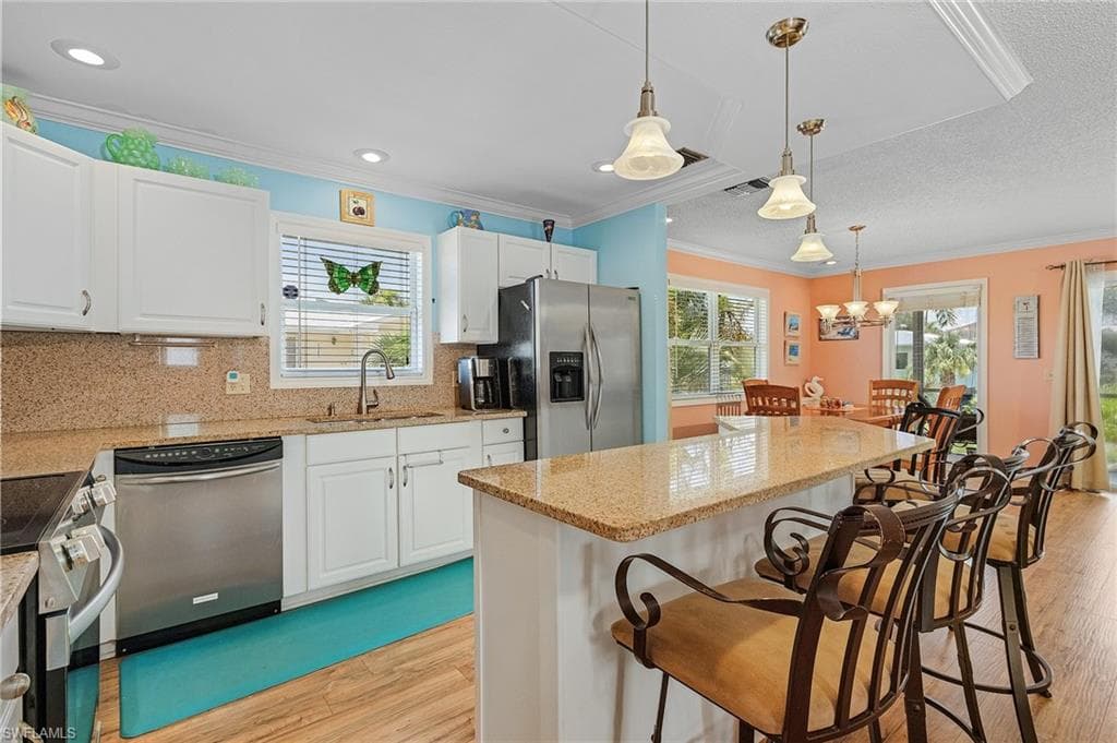 140 Bay Mar DR, FORT MYERS BEACH FL 33931-13