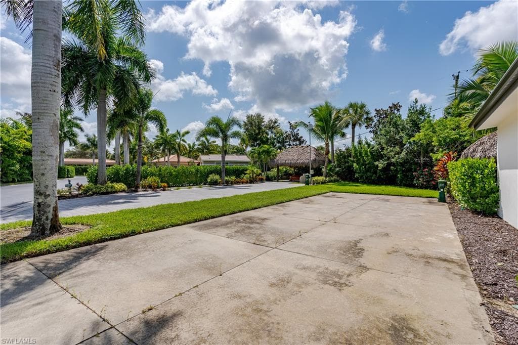 13499 Snook CIR, NAPLES FL 34114-11