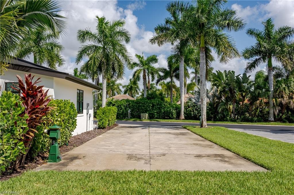 13499 Snook CIR, NAPLES FL 34114-25