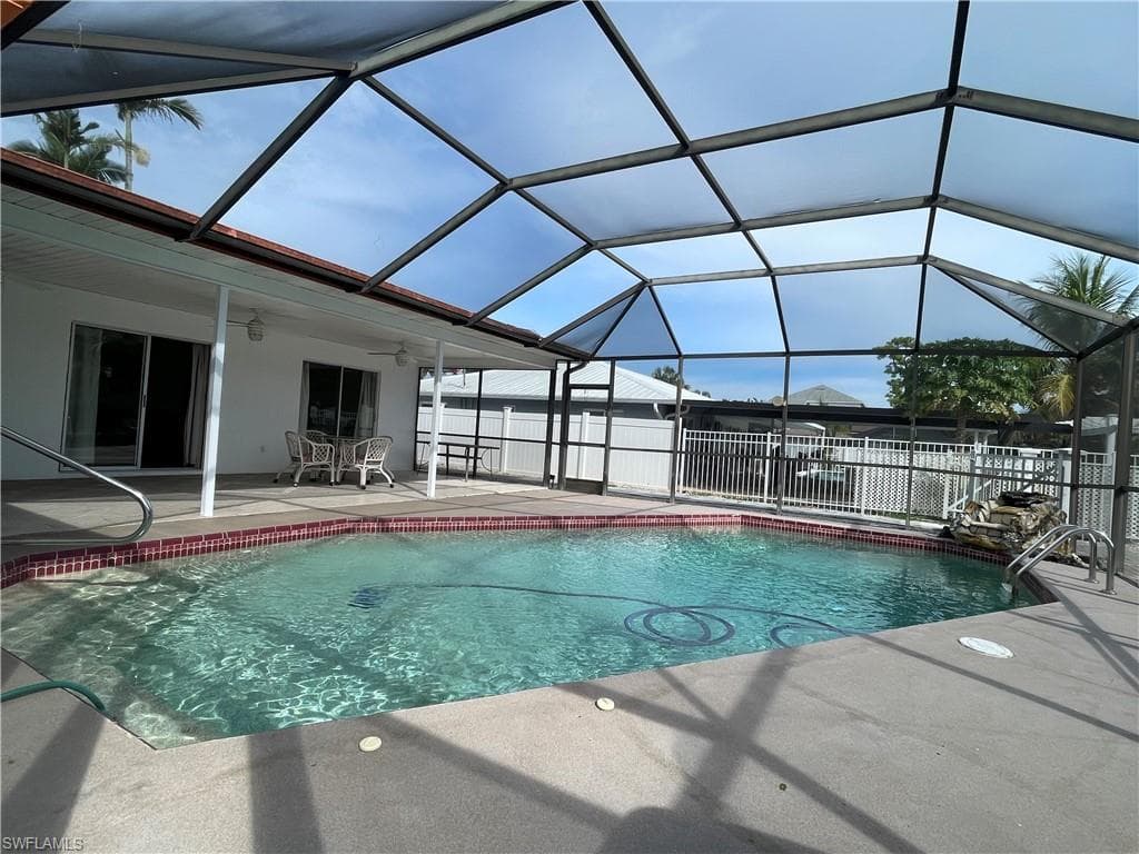 27286 High Seas LN, BONITA SPRINGS FL 34135-3