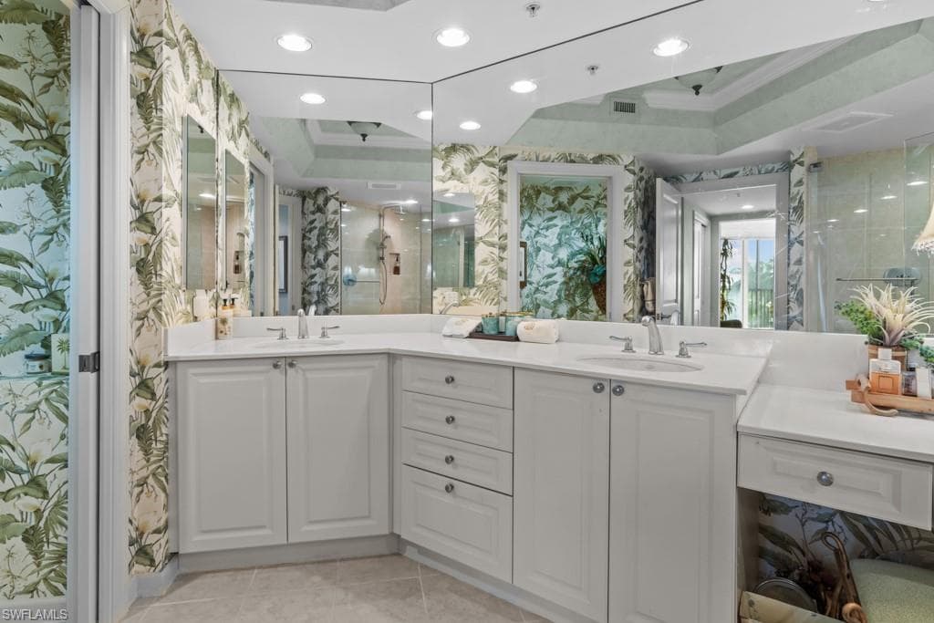 1060 Borghese LN # 205, NAPLES FL 34114-26