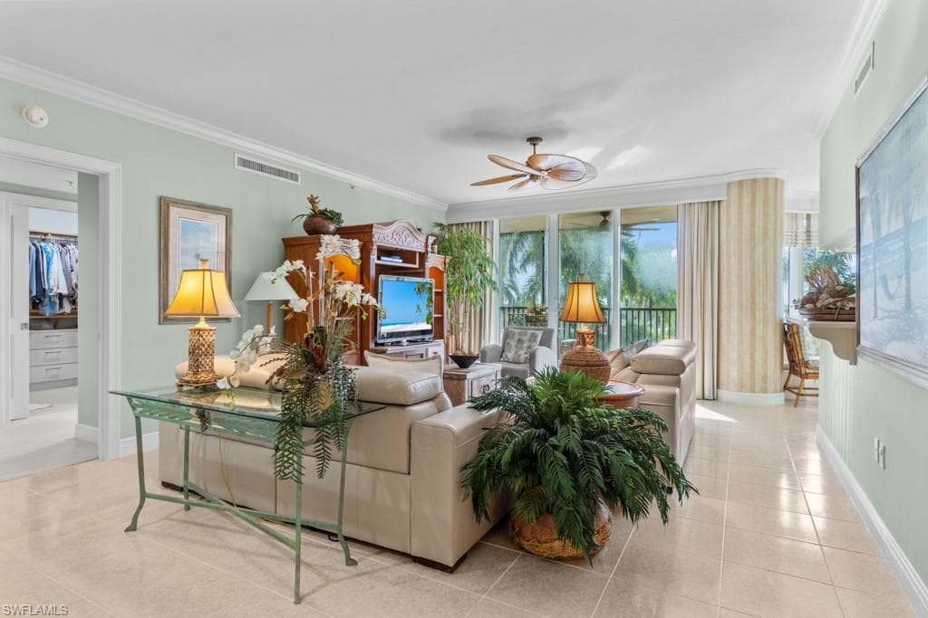 1060 Borghese LN # 205, NAPLES FL 34114-1