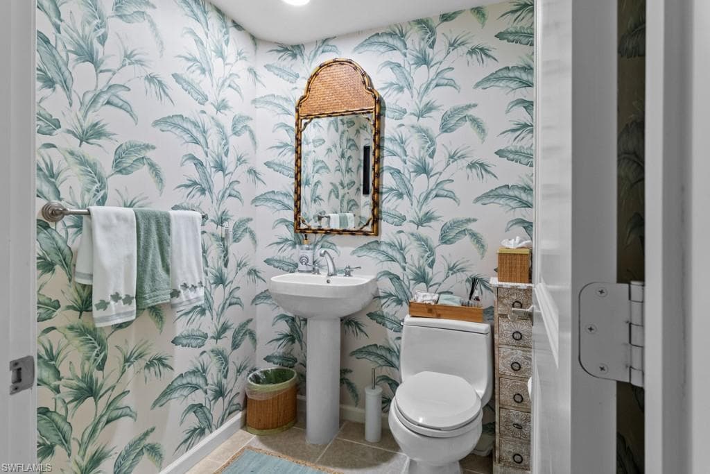 1060 Borghese LN # 205, NAPLES FL 34114-31