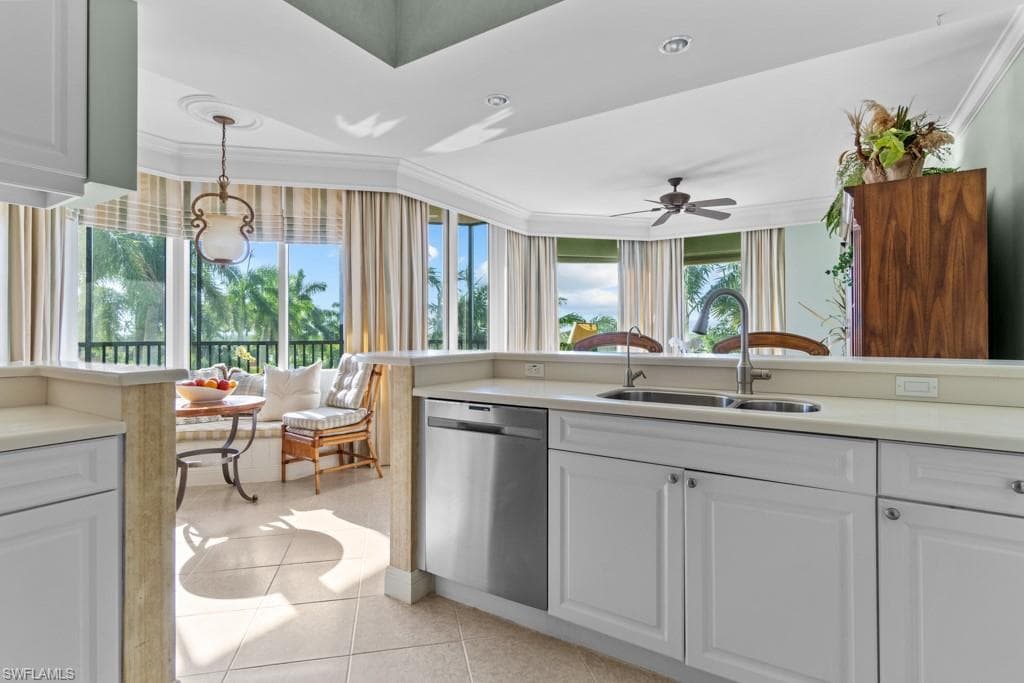 1060 Borghese LN # 205, NAPLES FL 34114-13
