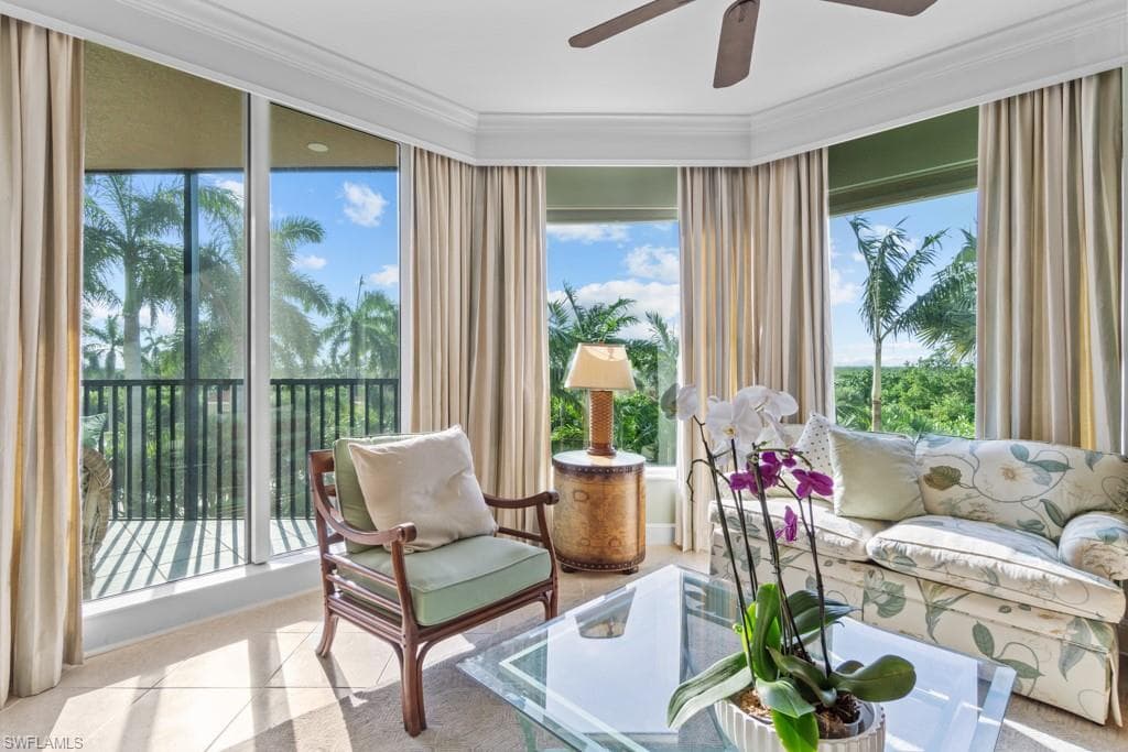 1060 Borghese LN # 205, NAPLES FL 34114-10