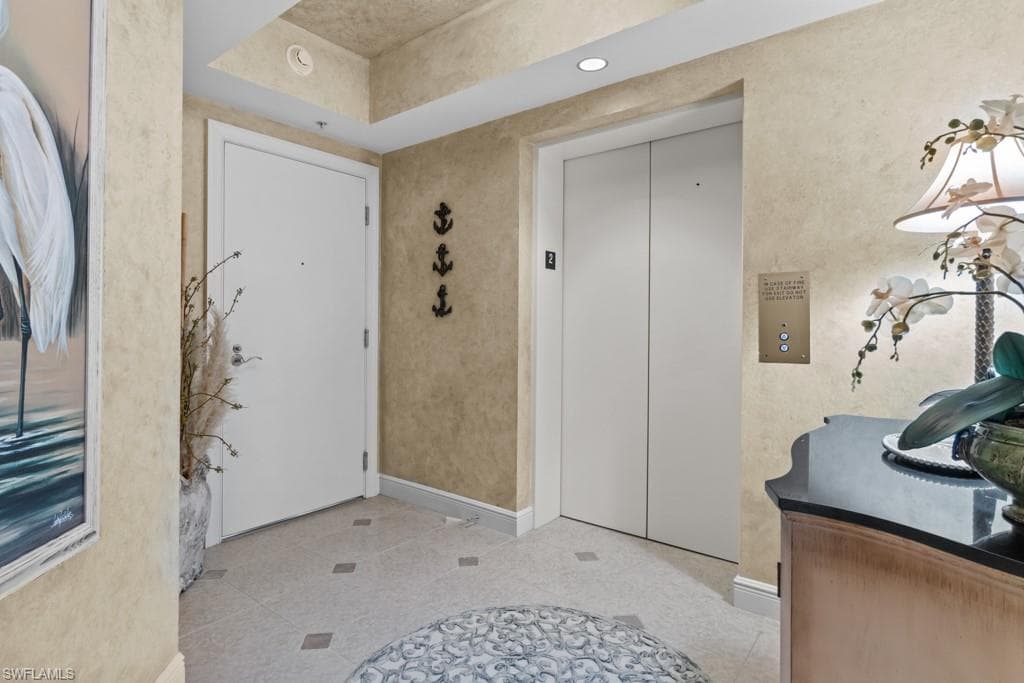 1060 Borghese LN # 205, NAPLES FL 34114-38