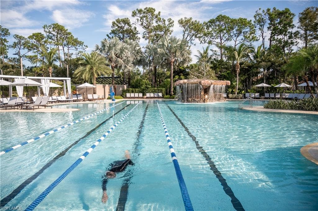 2835 SILVERLEAF LN, NAPLES FL 34105-43
