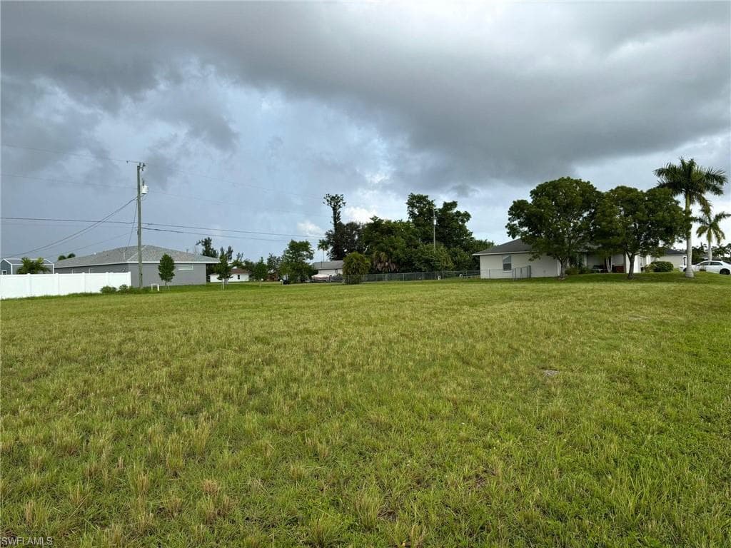 1806 NE 23rd AVE, CAPE CORAL FL 33909-1