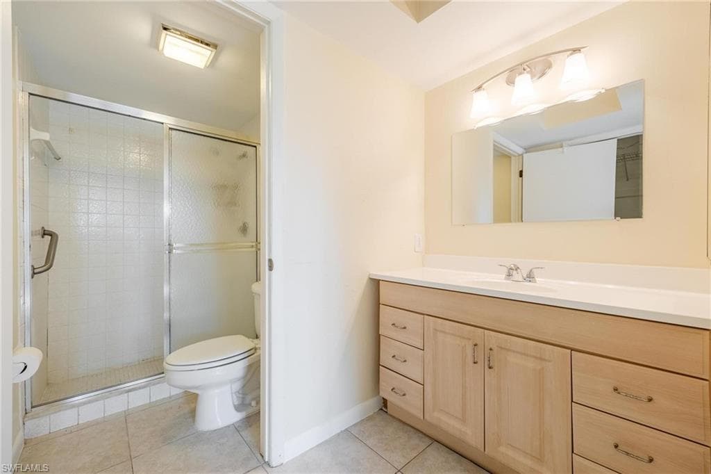 2504 SE 16th PL 101-16
