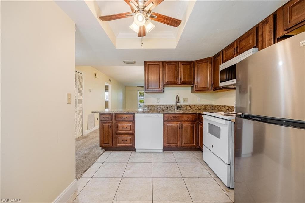 2504 SE 16th PL 101-3