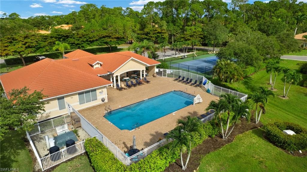 8084 SANCTUARY DR # 1, NAPLES FL 34104-32