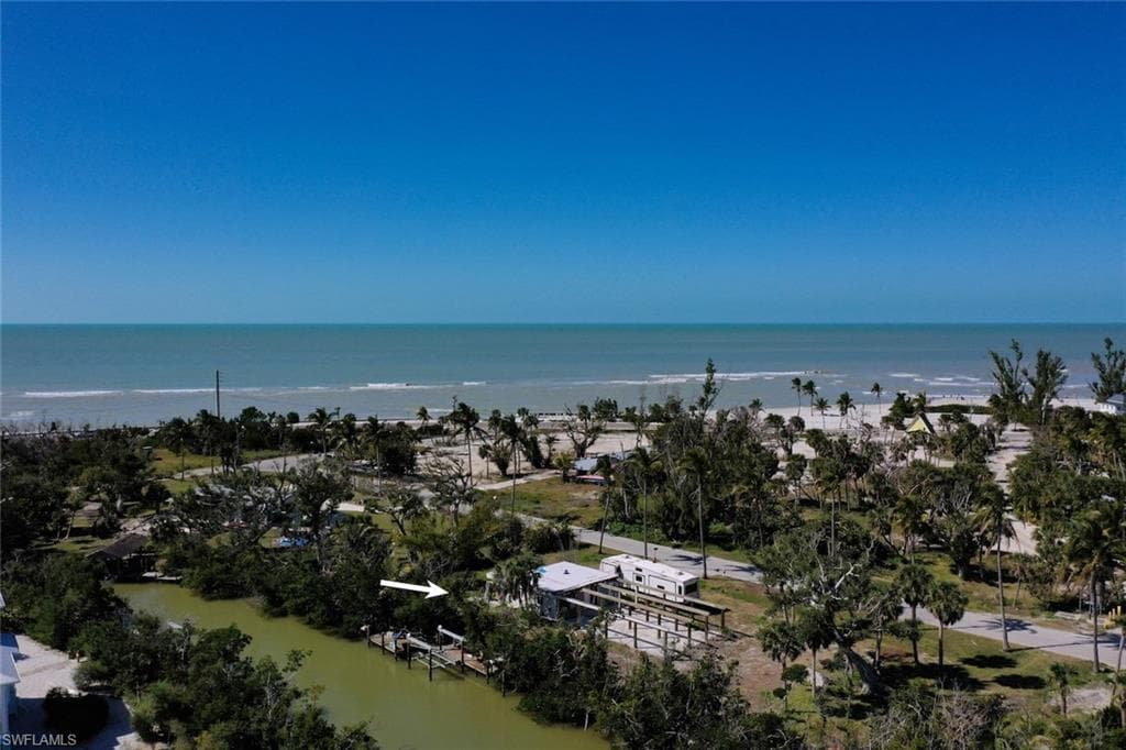 2490 Coconut DR, SANIBEL FL 33957-2