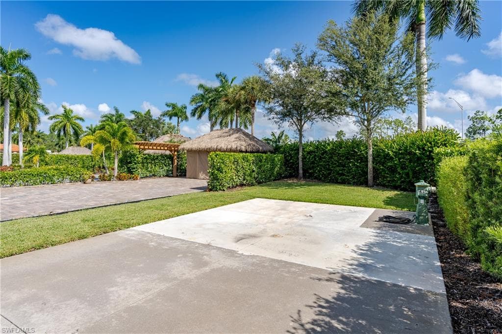 13611 Snook CIR, NAPLES FL 34114-12