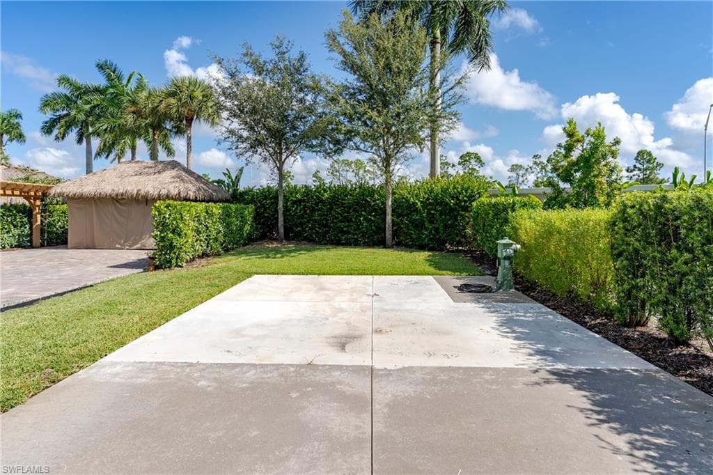 13611 Snook CIR, NAPLES FL 34114-11
