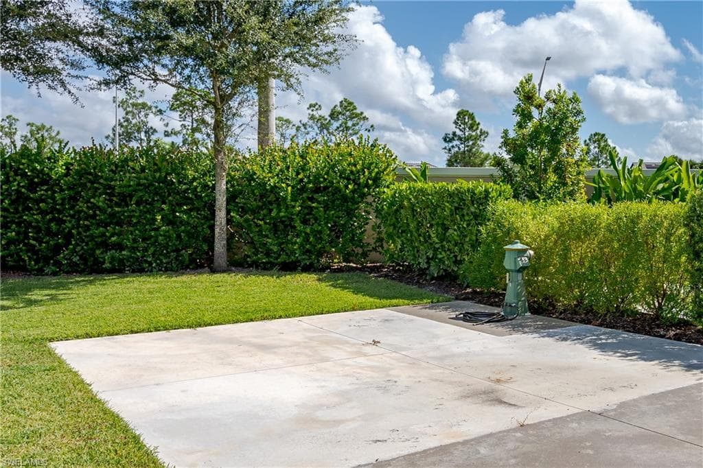 13611 Snook CIR, NAPLES FL 34114-25