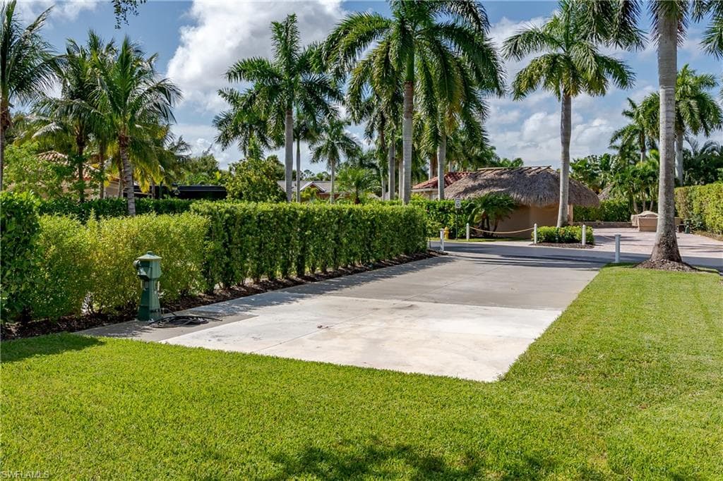 13611 Snook CIR, NAPLES FL 34114-27