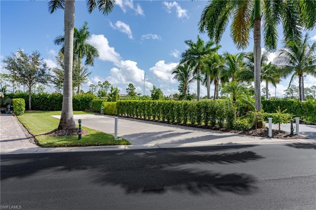 13611 Snook CIR, NAPLES FL 34114-4