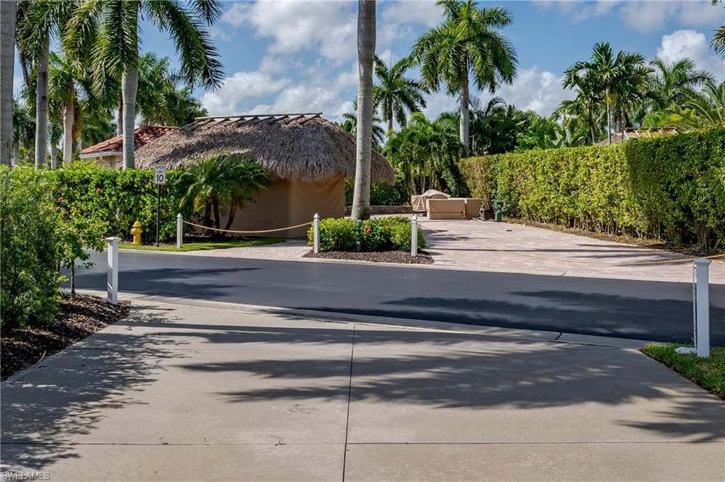 13611 Snook CIR, NAPLES FL 34114-37